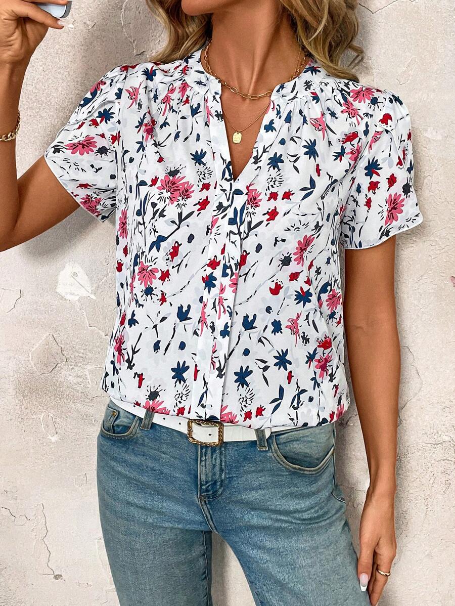 WesternStitchWomen's  Soft Fabric Abstract Stripe Print Rolled-Up Fit Top WesternLove